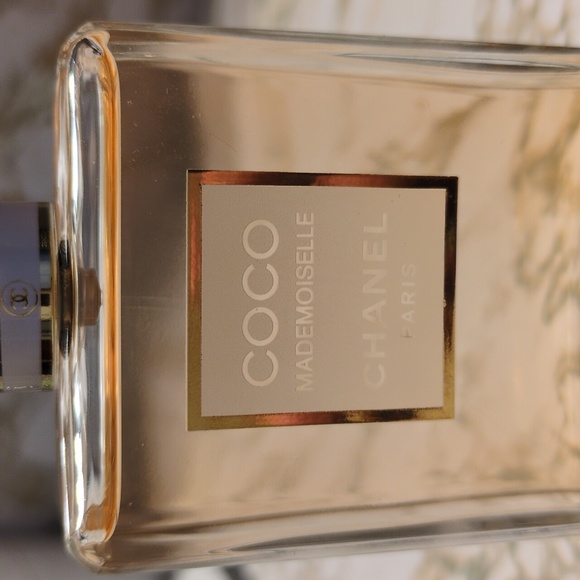 CHANEL Coco Mademoiselle Eau De Parfum 1.7 Oz - Picture 2 of 5